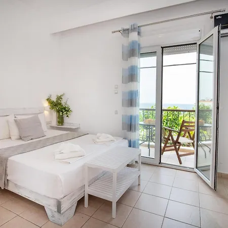 Guest house Piatsa Michalis 4*