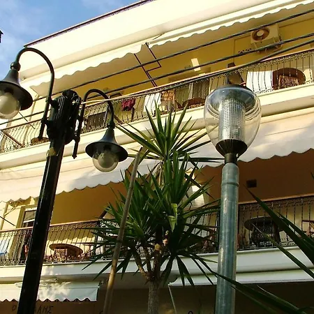 Guest house Piatsa Michalis