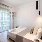 Piatsa Michalis Guest house Potos