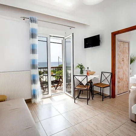 Piatsa Michalis Guest house 4*