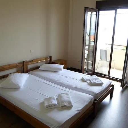 Pensiune Piatsa Michalis