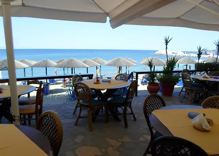 ゲストハウス Piatsa Michalis 4*