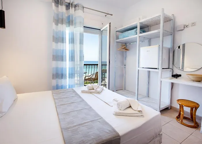 Piatsa Michalis ポトス